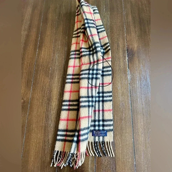 Vintage Burberry nova check scarf - Picture 6 of 13